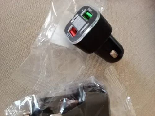 New USB C Car Phone Charger Dual PD 4 in 1 with Voltage Display Super Fast Charge Adapter for iPhone Xiaomi Oppo Vivo Samsung photo review