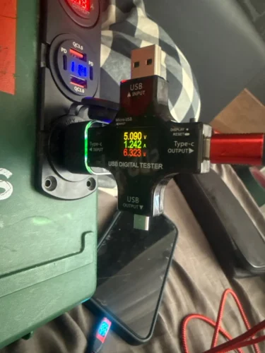 New USB C Car Phone Charger Dual PD 4 in 1 with Voltage Display Super Fast Charge Adapter for iPhone Xiaomi Oppo Vivo Samsung photo review