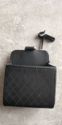 1pc Car Storage Bag Car Air Outlet Debris Bag For Mobile Phone Key Sunglasses Vent Dashboard Tidy Hanging Leather Organizer Box photo review