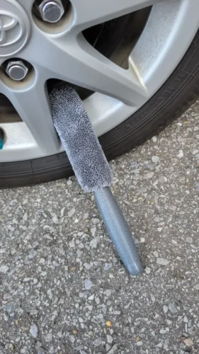 Microfiber Car Tire Brush - Effective Wheel Hub and Rim Cleaner - Perfect for Car Maintenance, Detailing, and Cleaning Supplies photo review